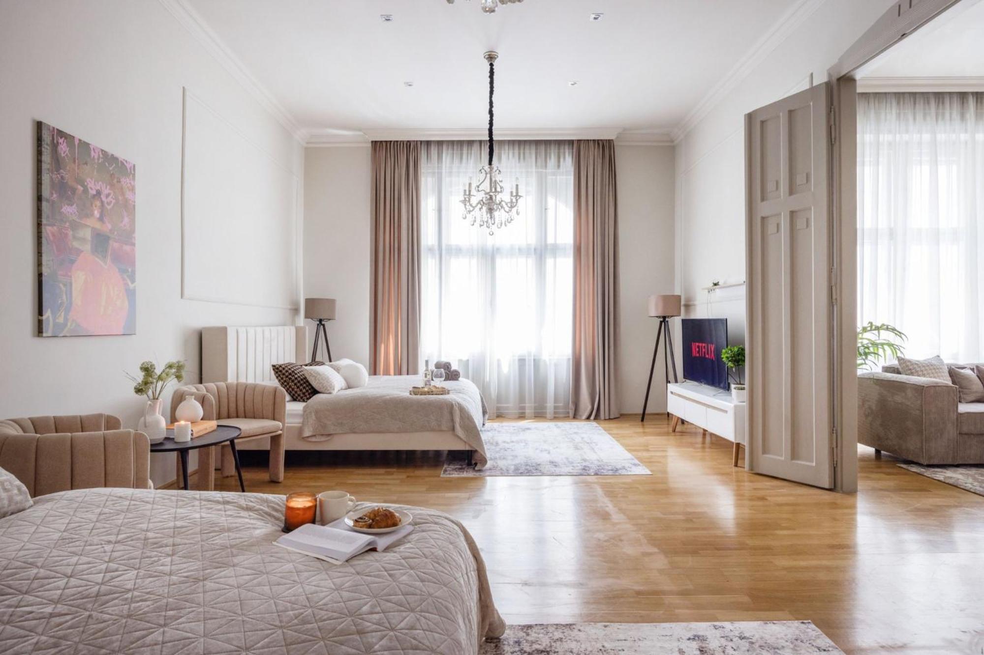 Timeless Elegant Apartment By Opera House Budapesta Exterior foto
