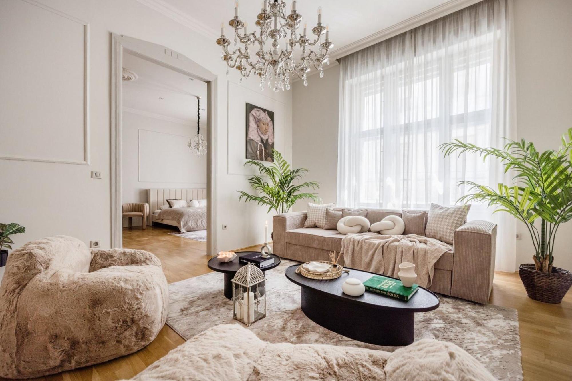 Timeless Elegant Apartment By Opera House Budapesta Exterior foto